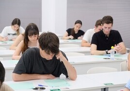 Crece el número de estudiantes que se examinan de Selectividad en Sevilla: este año serán más de once mil