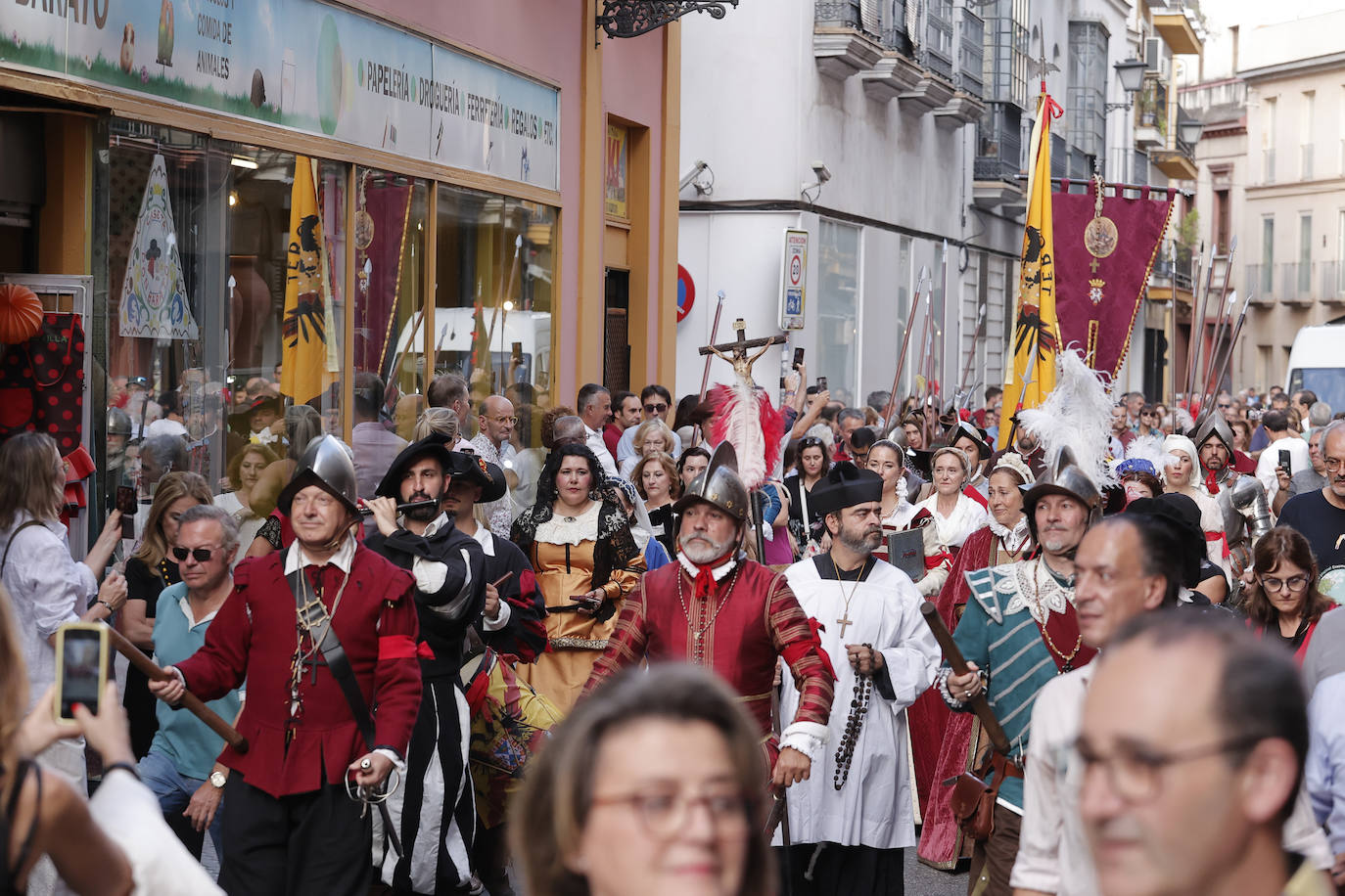 El desfile que conmemora el 424 aniversario del nacimiento de Diego Velázquez en Sevilla