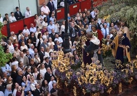 Semana Santa de Sevilla 2023: la Redención en el Santo Entierro Grande