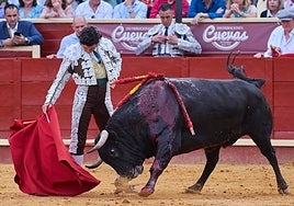 Morante sublima el toreo de frente en Sanlúcar de Barrameda