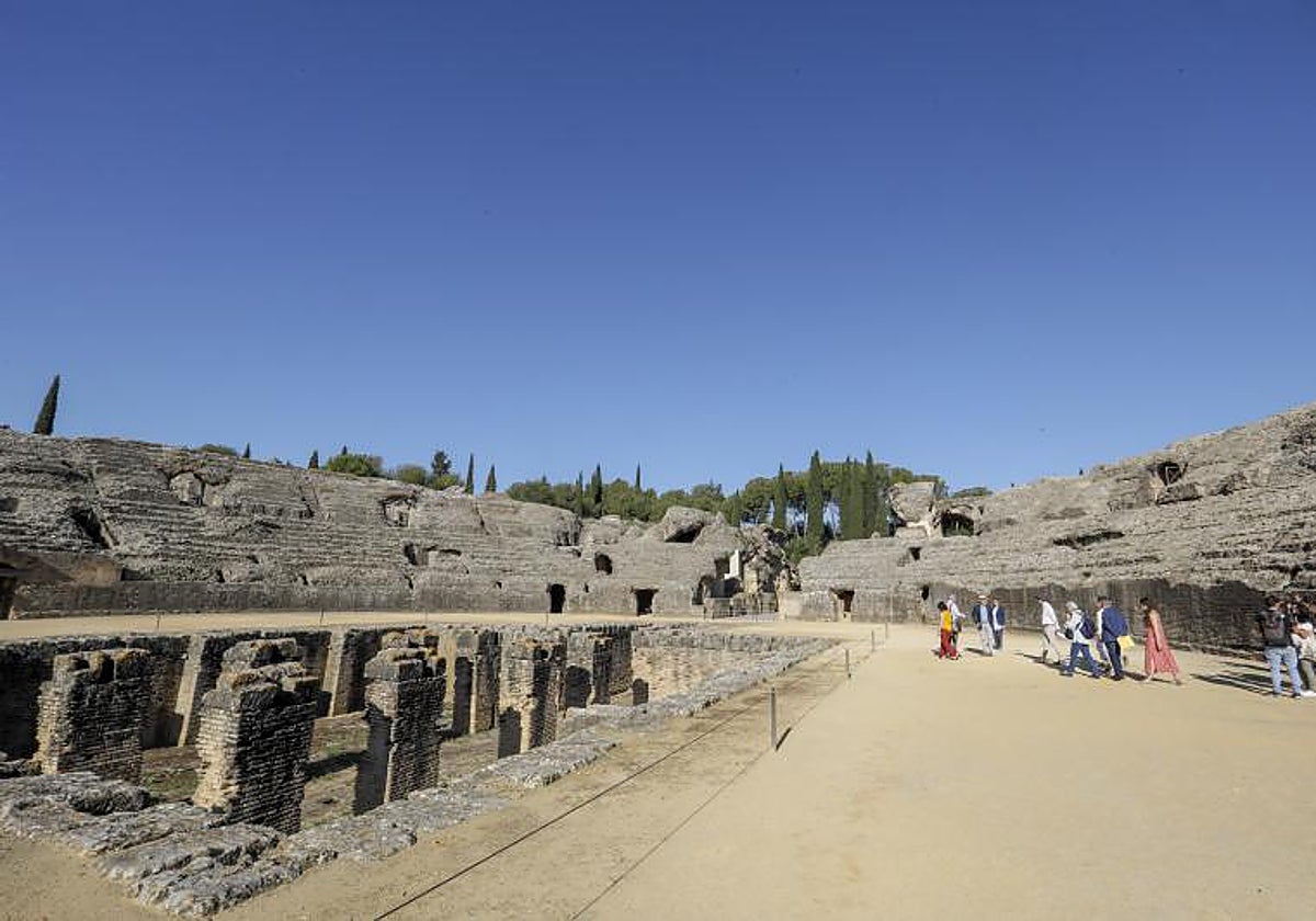 El Anfiteatro de Itálica en el inicio de las jornadas