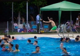 Horarios y precios de las piscinas de Sevilla que ya están abiertas al baño recreativo