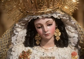 El besamanos de la Virgen del Carmen de Santa Catalina