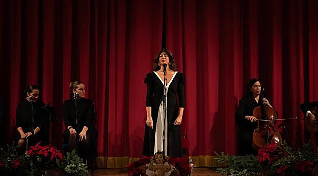 Davinia Jaén, cantaora de flamenco