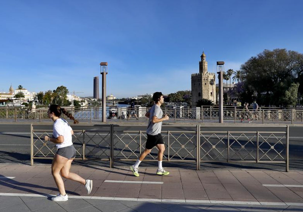 Una imagen del puente San Telmo