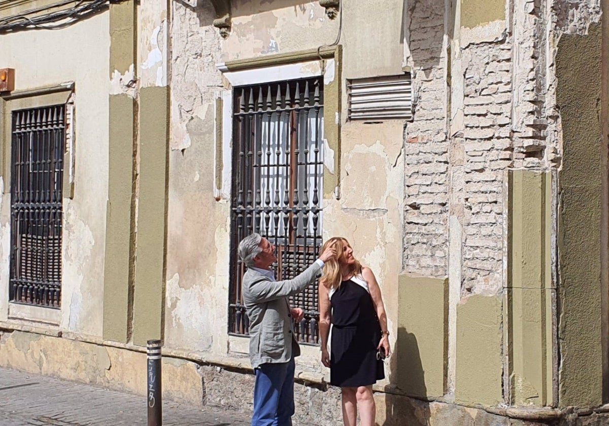 El delegado de Educación en Sevilla, Miguel Ángel Araúz, en el conservatorio Cristóbal de Morales