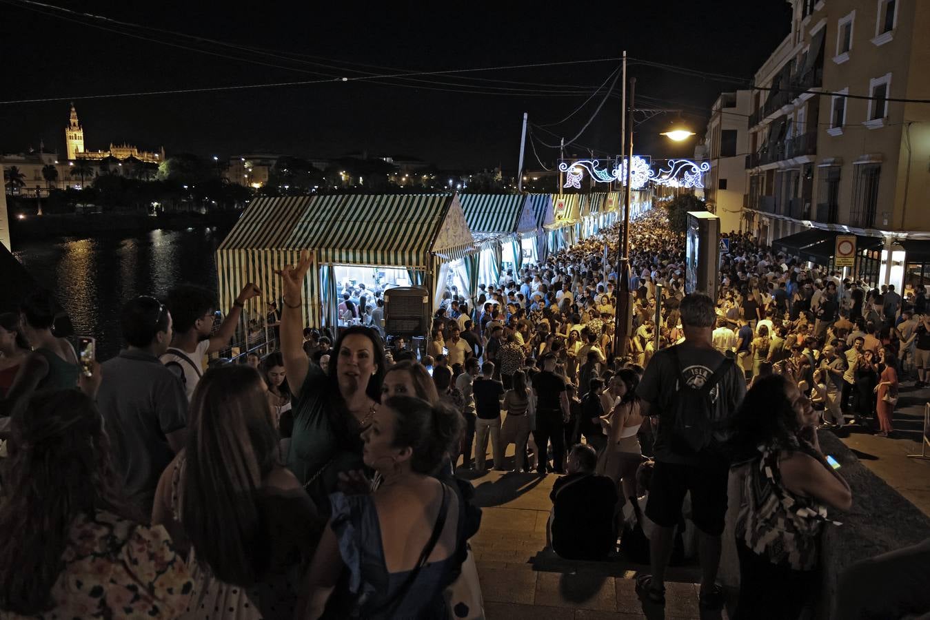 Primer día de la Velá de Triana de 2023 que se ha inaugurado con el pregón