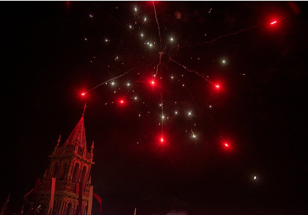 La torre de Santa Ana en el día de los gozos