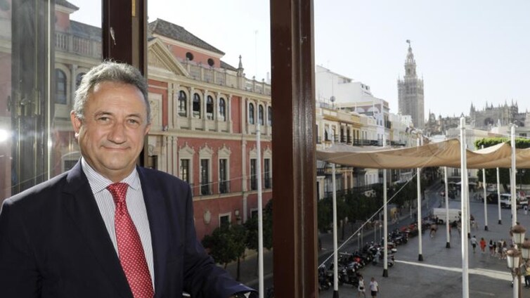 Manuel Torreglosa: «El mayor problema que he encontrado en Lipasam es la profunda desmotivación de sus trabajadores»