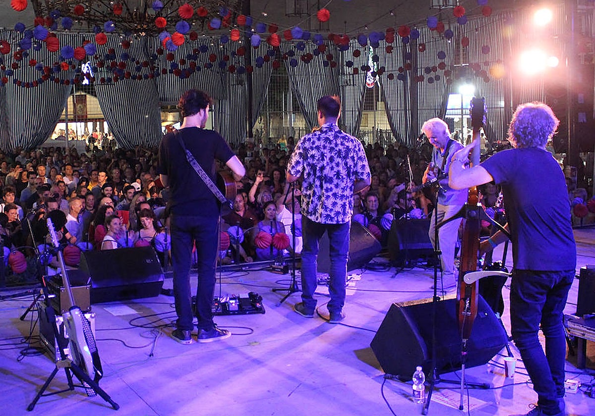 Imagen de archivo de la actuación de Kiko Veneno en la Feria de Espartinas
