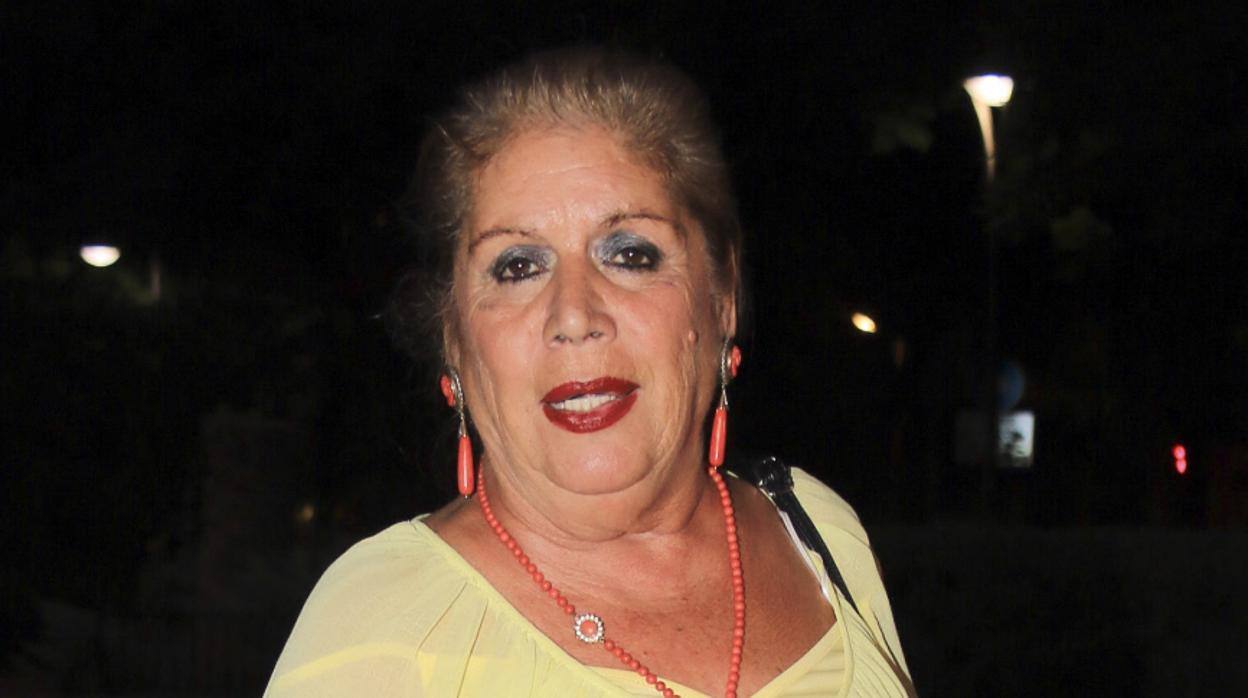 Momentos de la vida de la artista sevillana María Jiménez