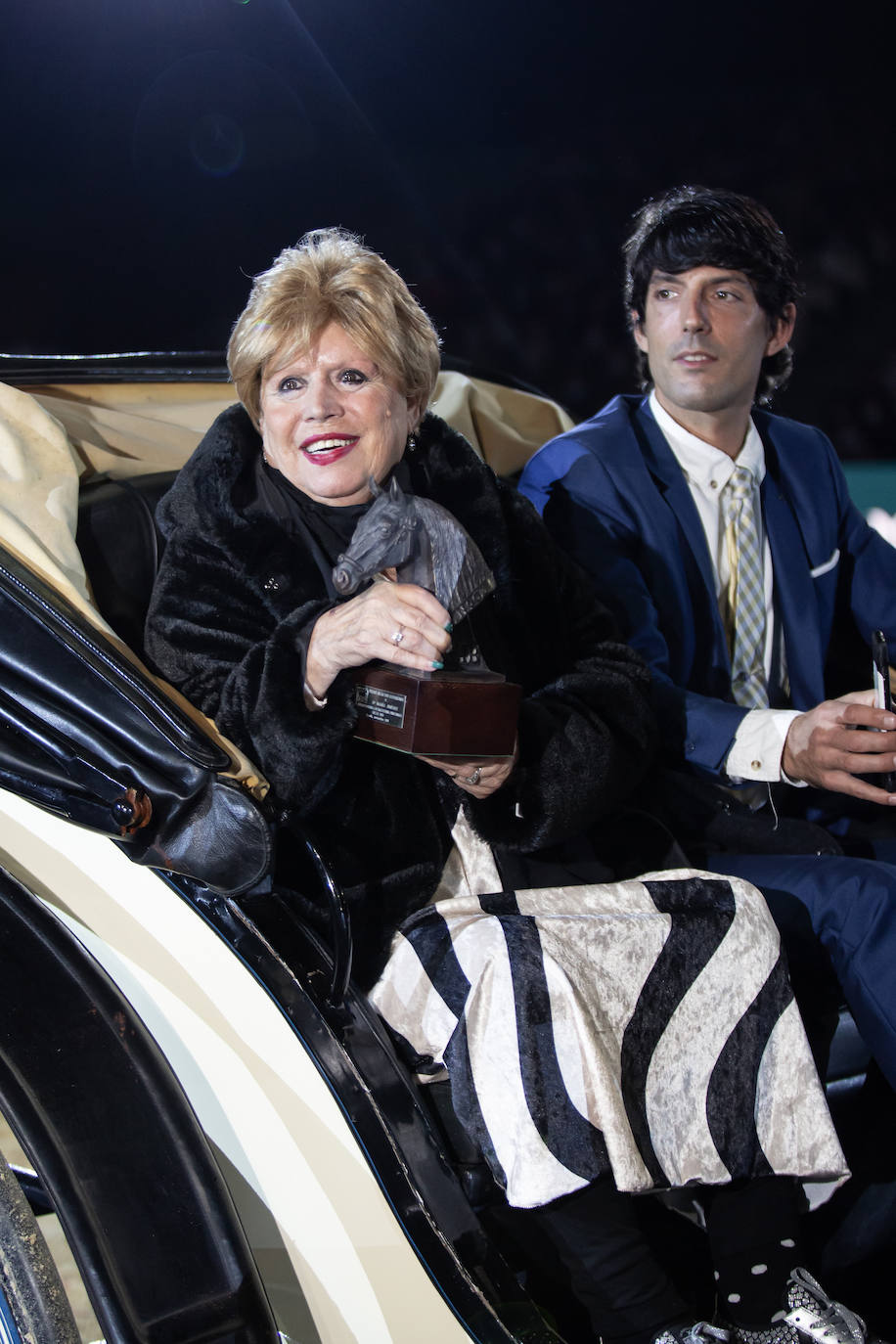 Momentos de la vida de la artista sevillana María Jiménez