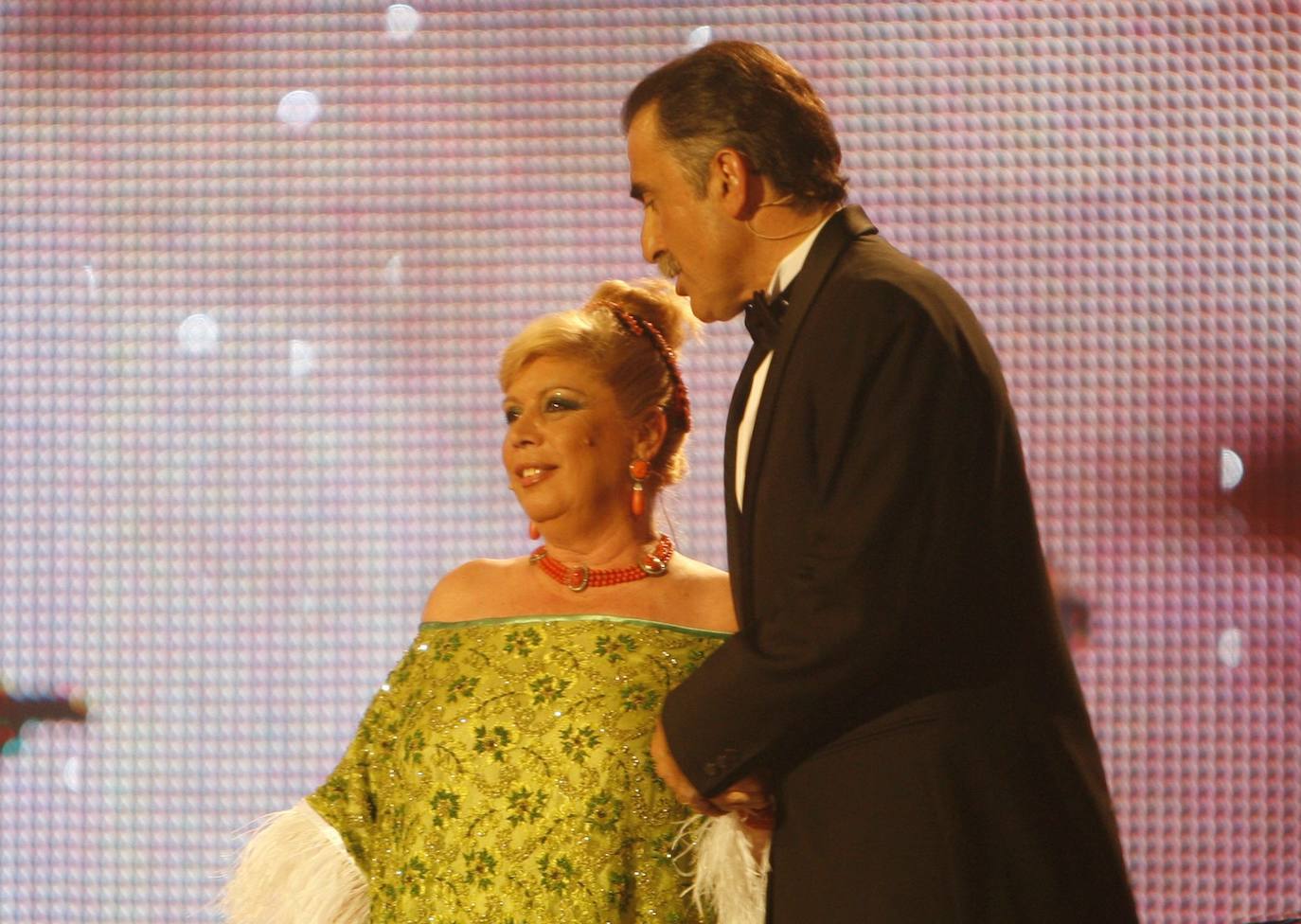 Momentos de la vida de la artista sevillana María Jiménez