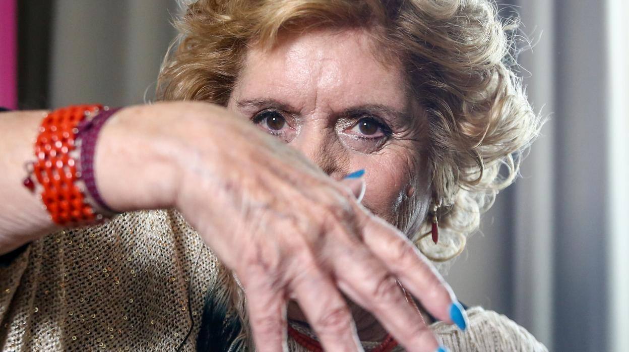 Momentos de la vida de la artista sevillana María Jiménez