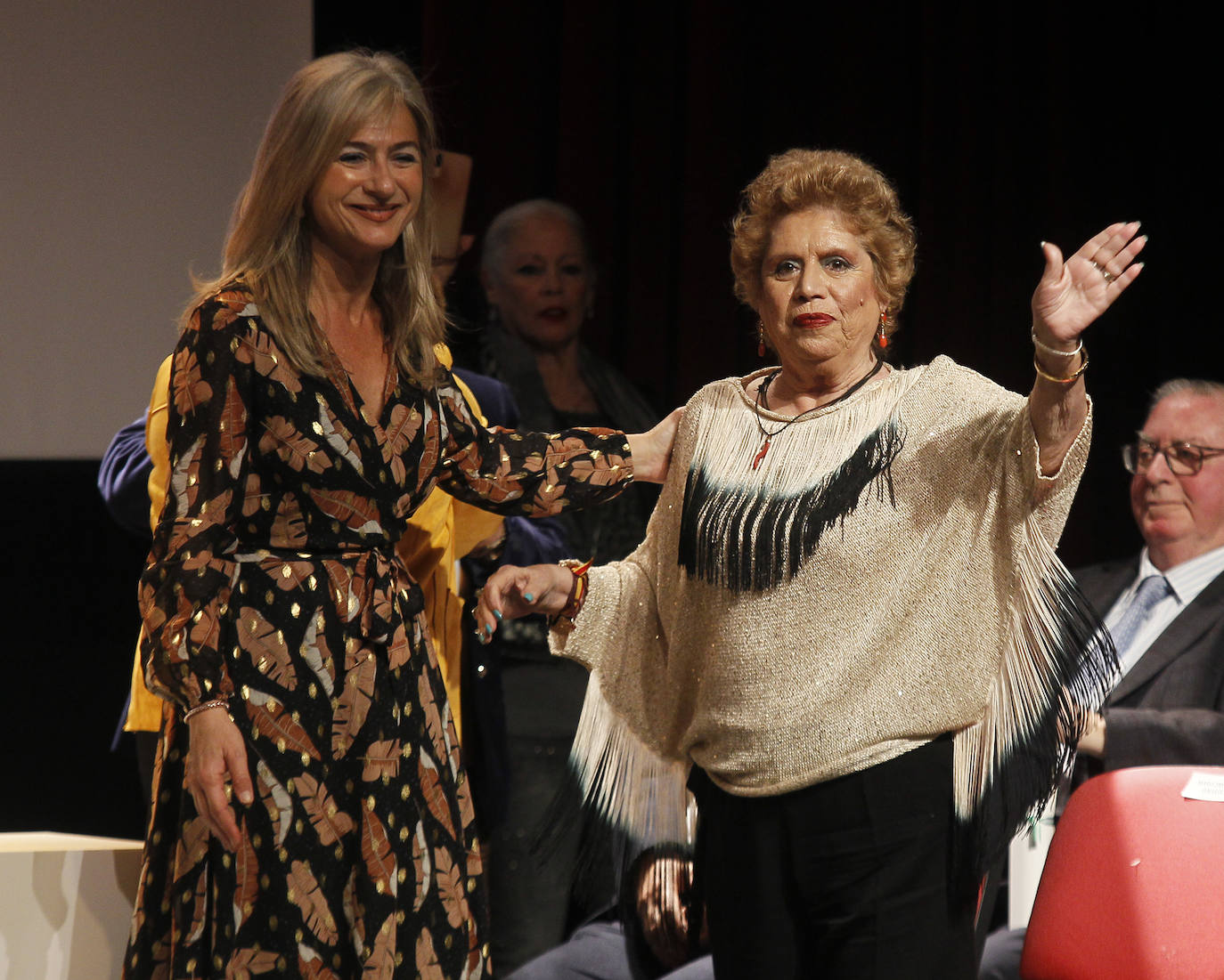 Momentos de la vida de la artista sevillana María Jiménez