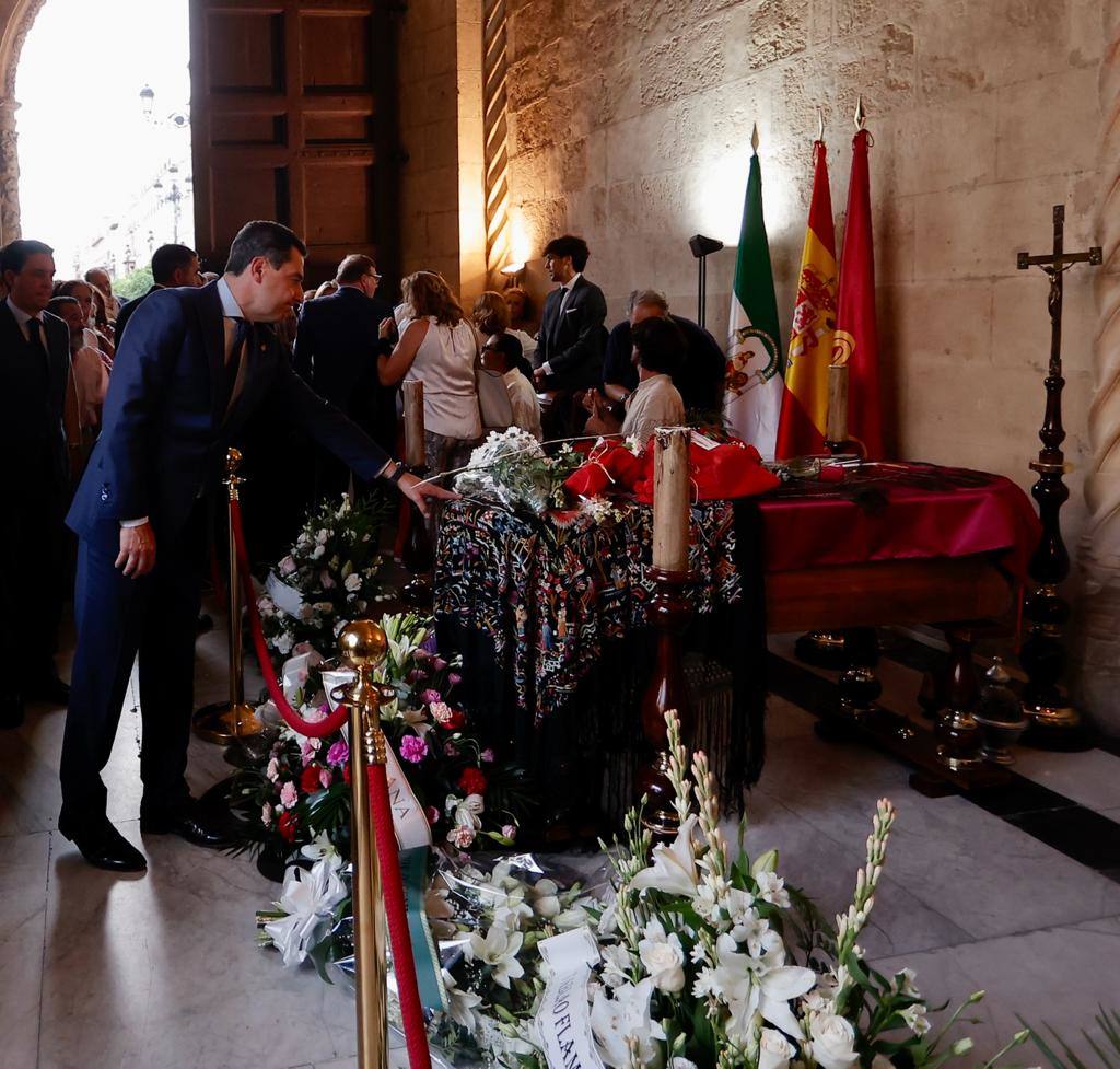 Capilla ardiente de María Jiménez en Sevilla