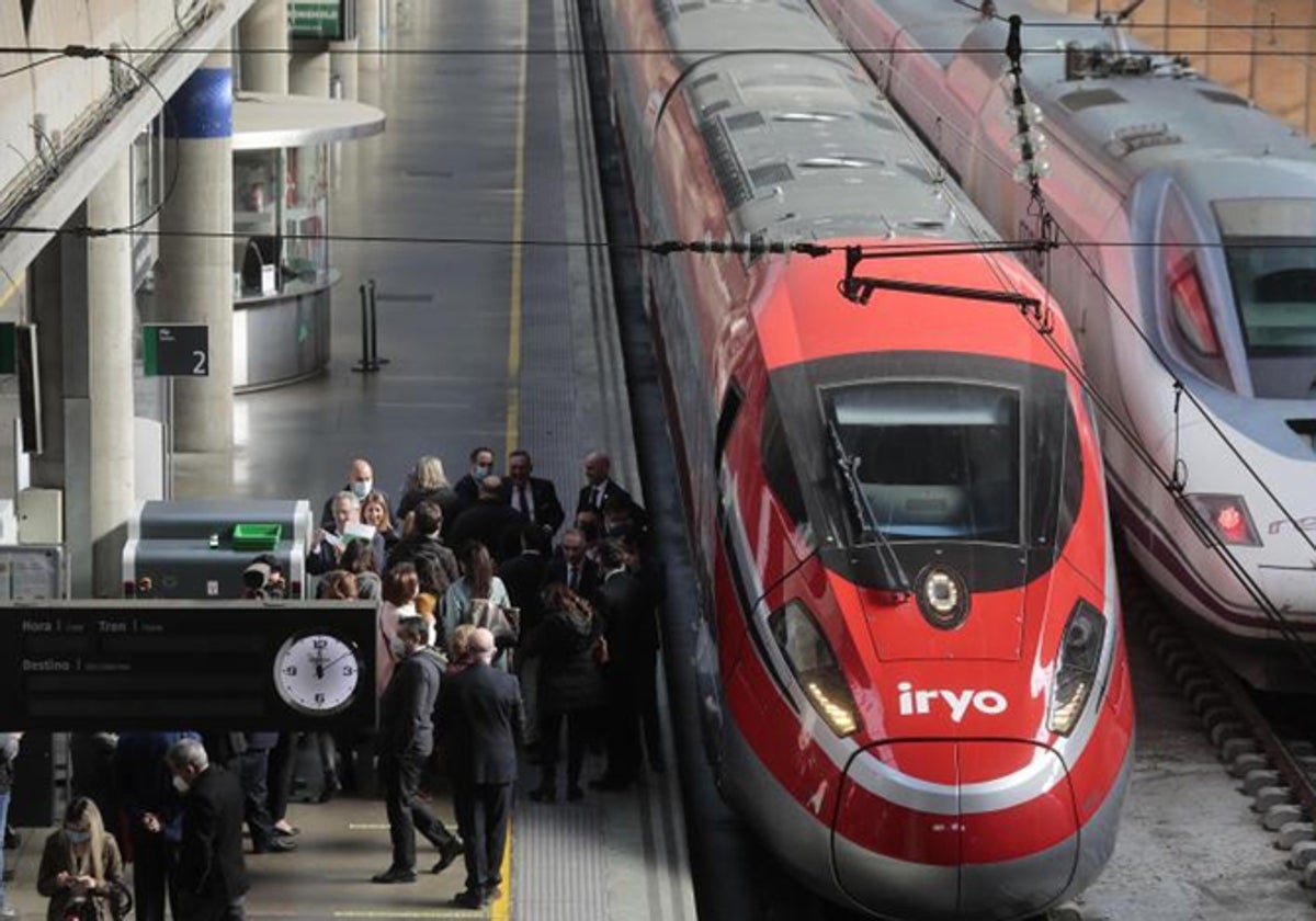 Tren Iryo en la etsación de Santa Justa