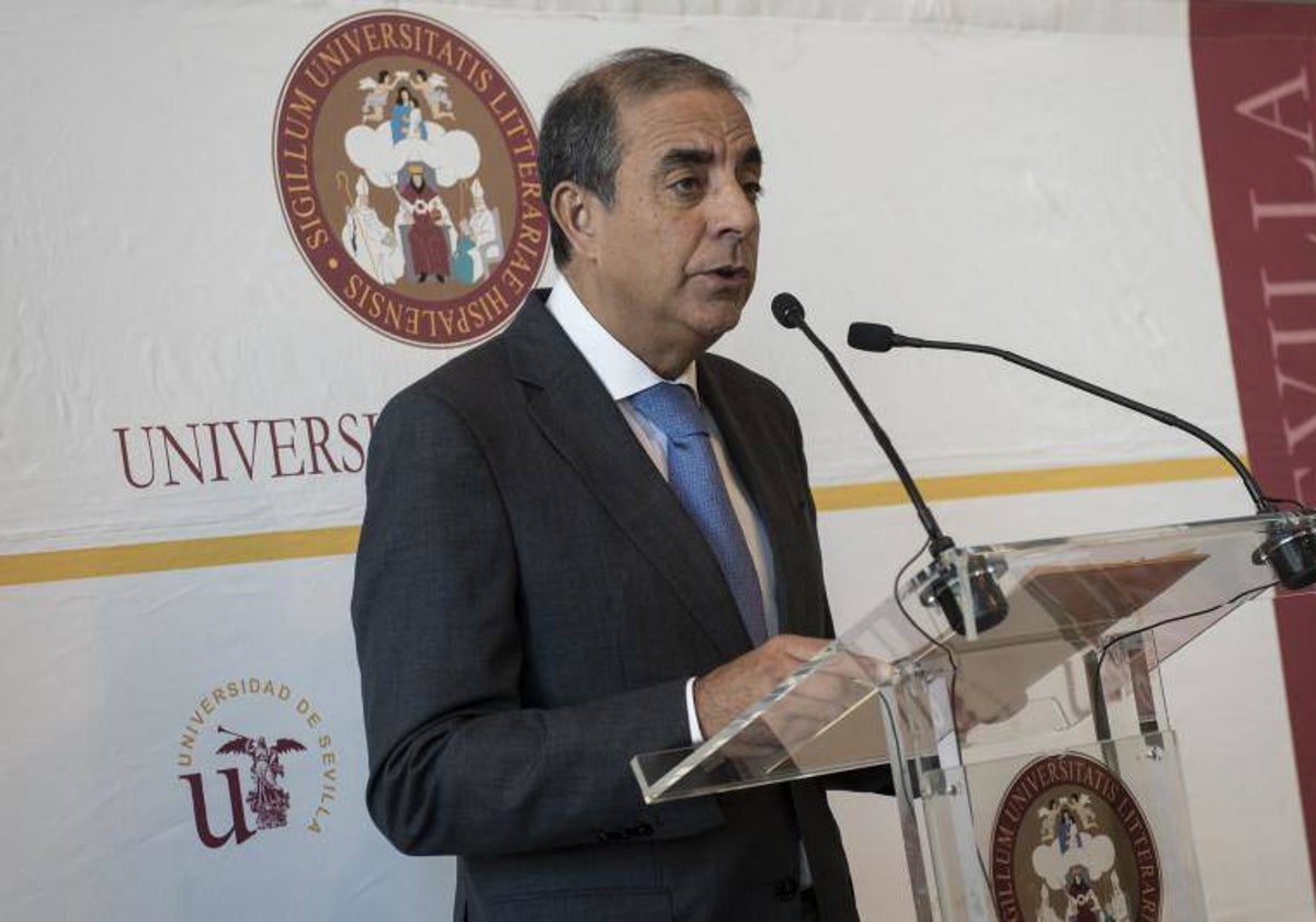 Miguel Ángel Castro, rector de la Universidad de Sevilla