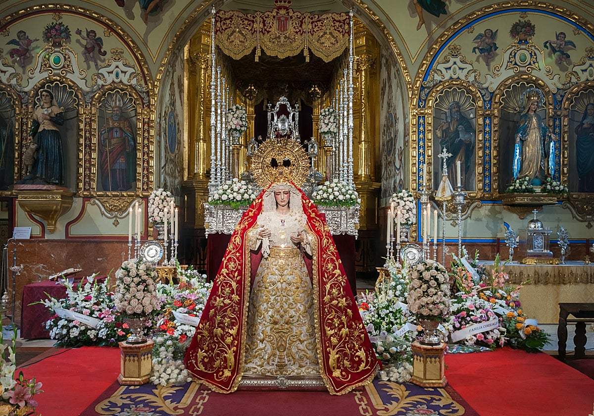 Besamanos de la Virgen de las Mercedes de Santa Genoveva