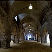 Rechazo a un museo de arte contemporáneo en las Atarazanas de Sevilla: «Sería como beber coca-cola en una copa de champán»