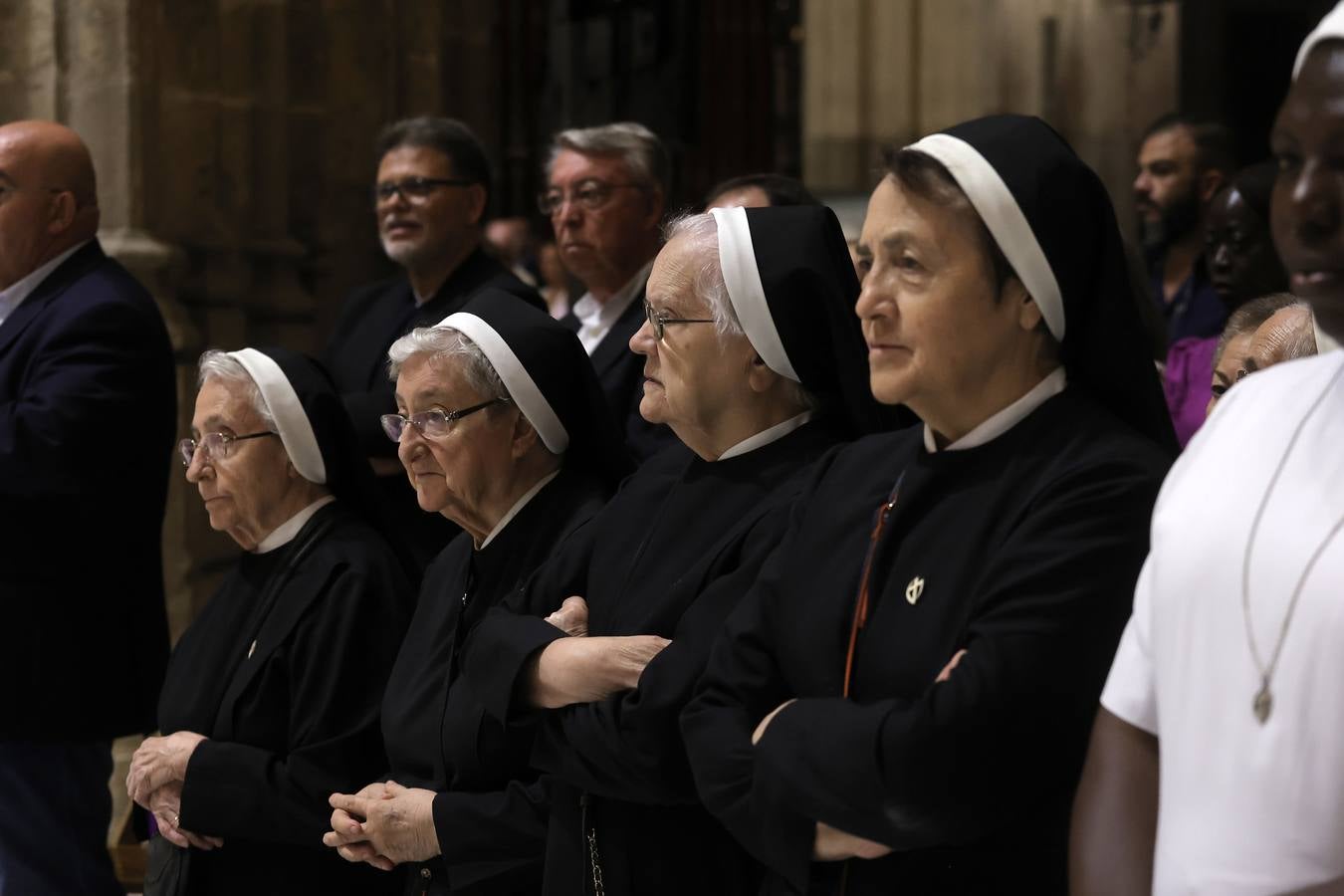 Liturgia de ordenación de nuevos sacerdotes en la Catedral