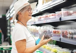 El supermercado que ofrece descuentos a los jubilados y mayores de 65 años en la cesta de la compra: ¿cuál es y cómo conseguirlos?