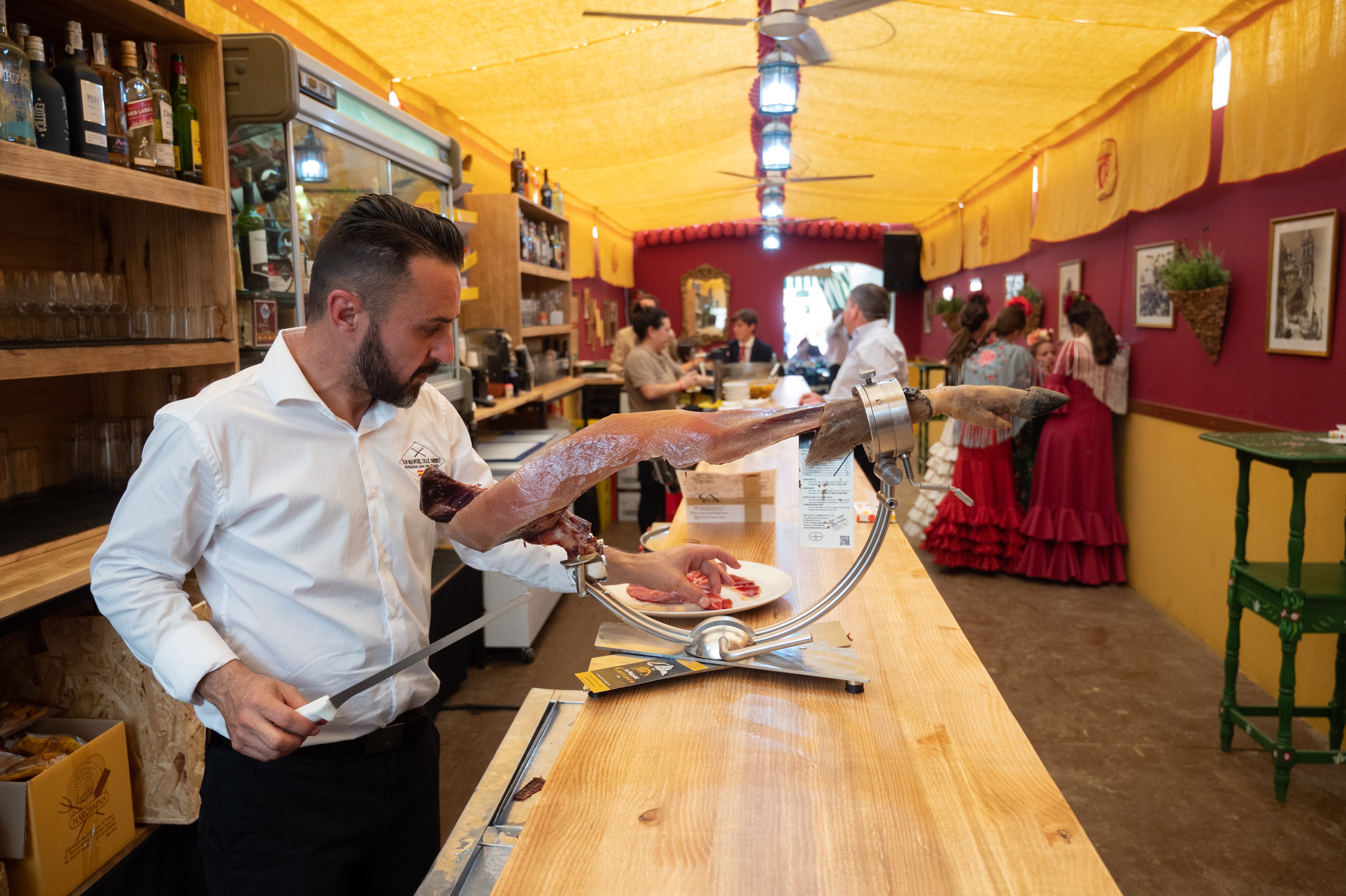 Interior de una caseta de Feria