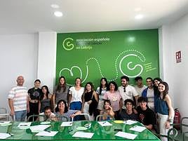 Lebrija quiere batir el récord Guinness bailando sevillanas a sones de corraleras en la 8ª Marcha Rosa