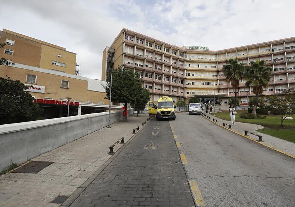 El menor fue atendido el sábado de las lesiones sufridas en el hospital Virgen del Rocío