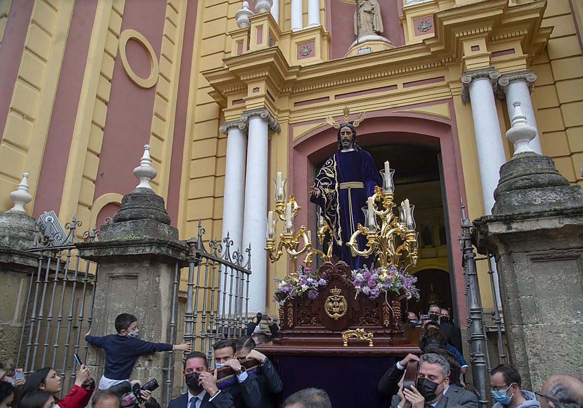 El Señor de la Redención en un traslado de la hermandad en 2021