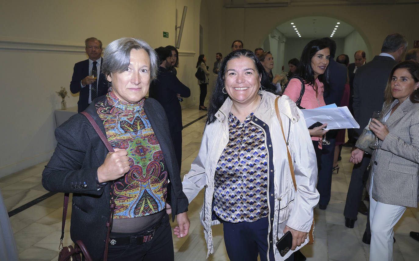 Toñi Fernández y Francisca González