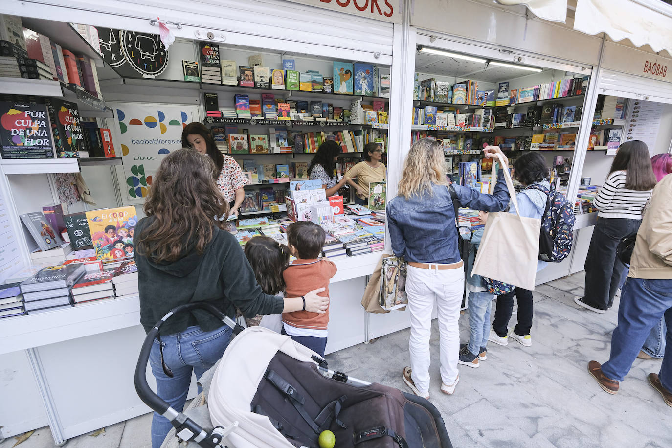 Comienzan las actividades de la Feria del Libro de Sevilla en esta jornada de viernes