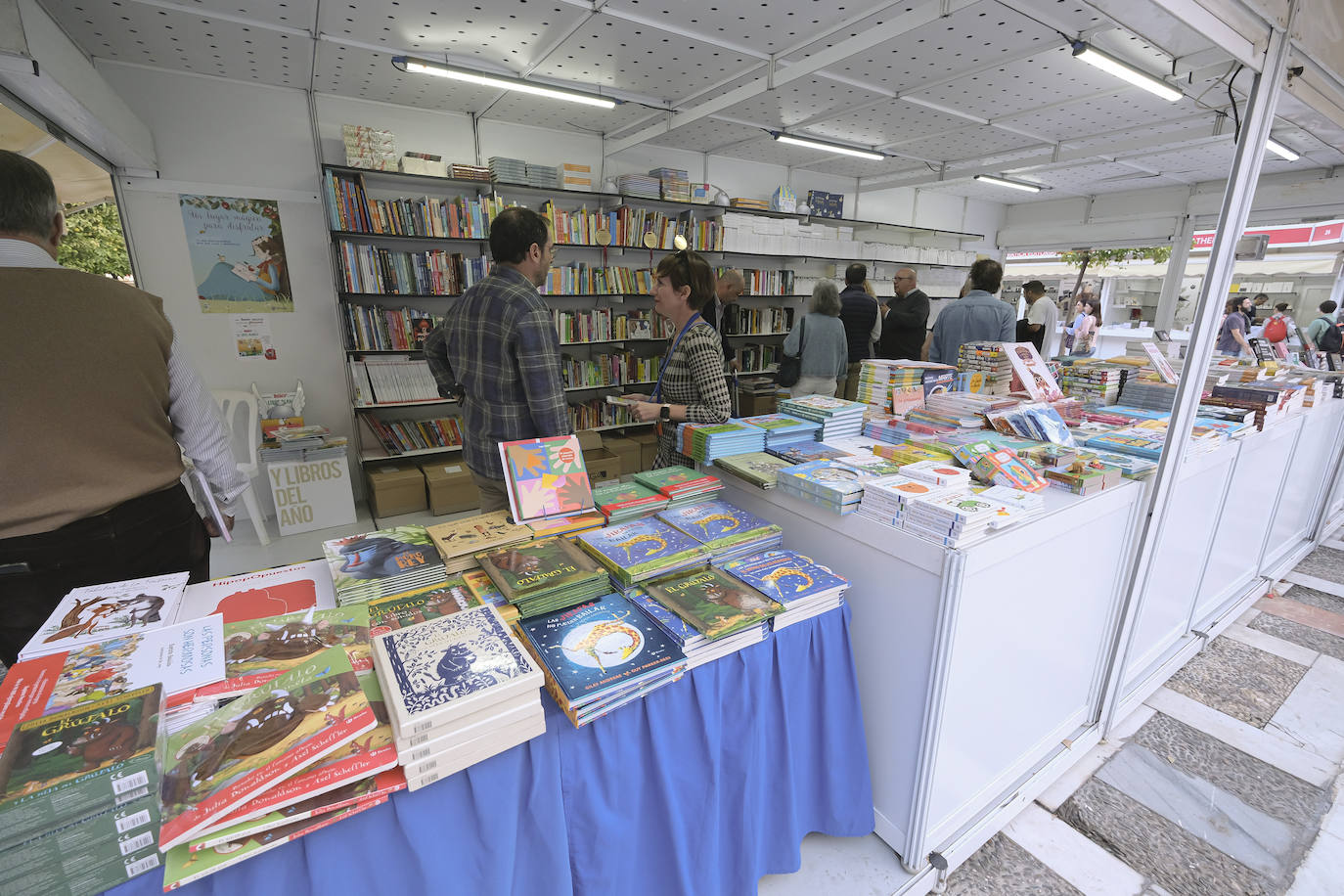 Comienzan las actividades de la Feria del Libro de Sevilla en esta jornada de viernes