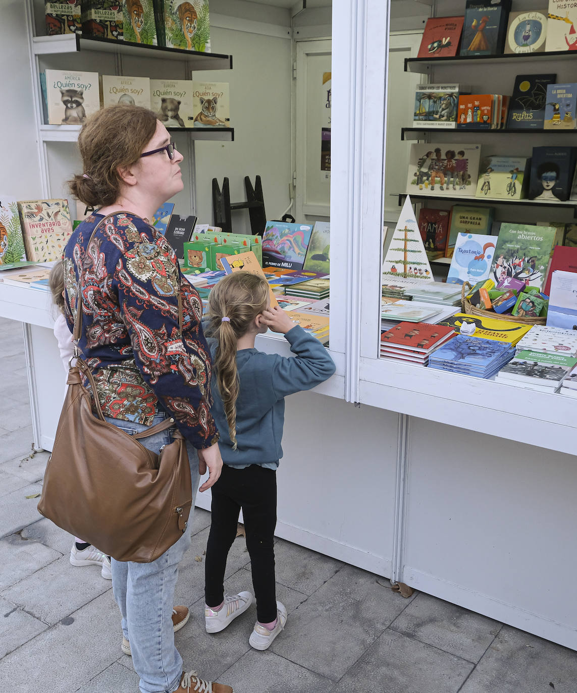 Comienzan las actividades de la Feria del Libro de Sevilla en esta jornada de viernes