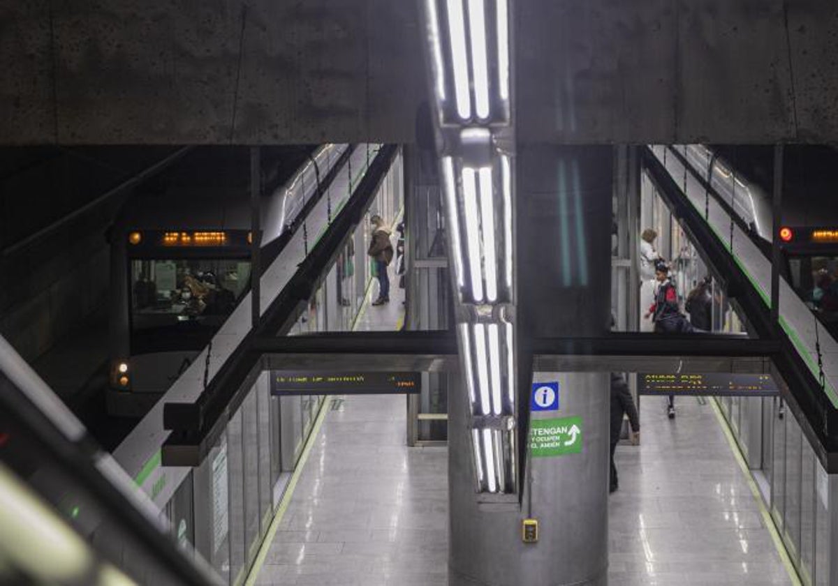 Una estación del metro de Sevilla