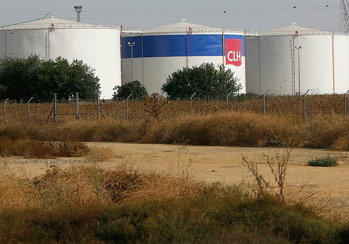 Los depósitos de CLH que se encuentran en el Puerto