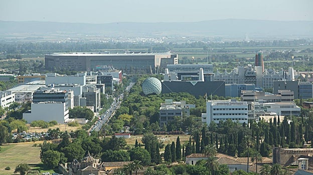 Panorámica tomada desde torre Sevilla del Parque Científico y Tecnológico de la Cartuja