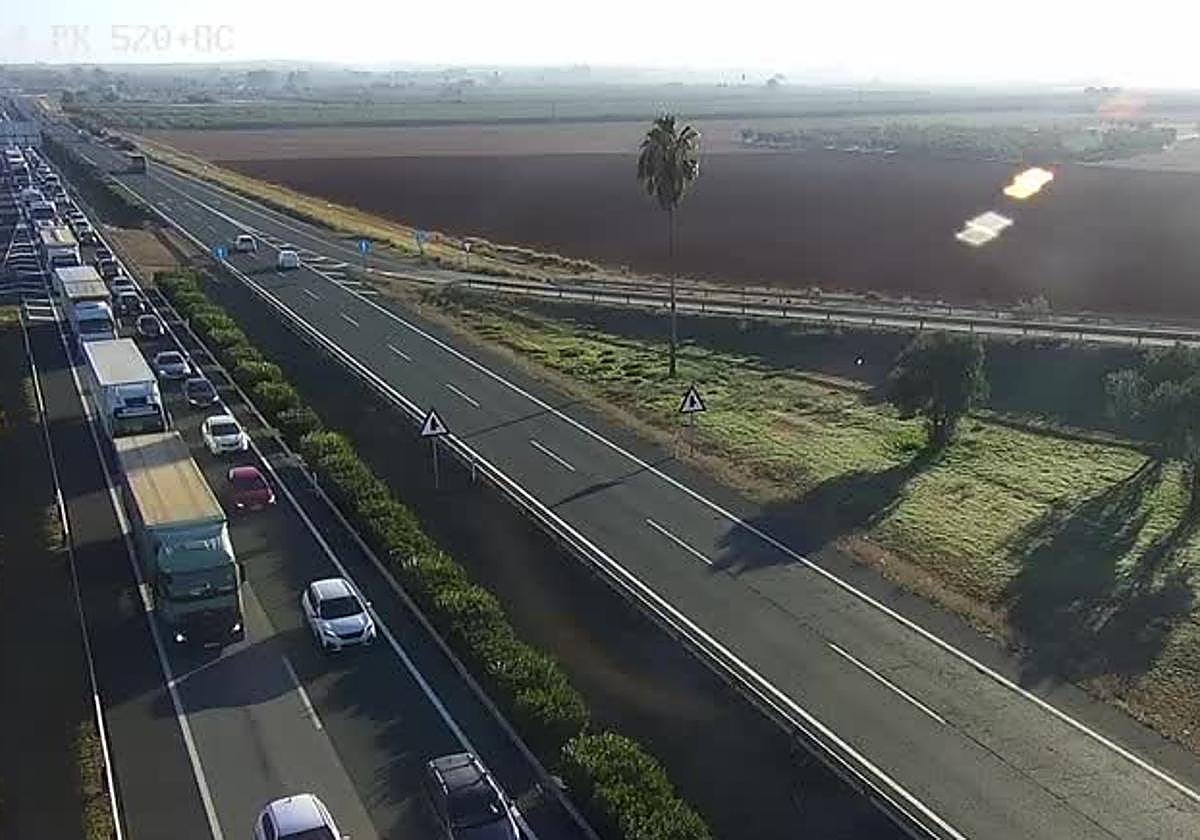 La colisión múltiple ha tenido lugar en la A-4 en el kilómetro 524
