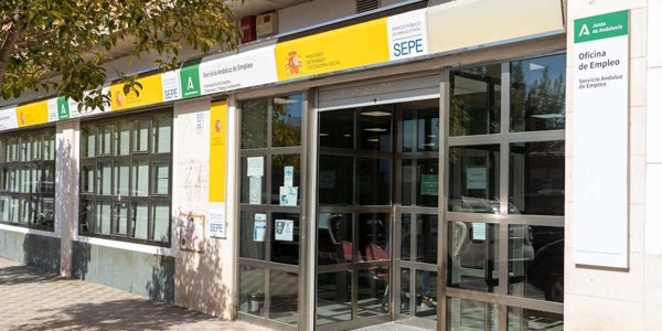 Cómo solicitar la ayuda de 500 euros del SEPE para personas que han ...
