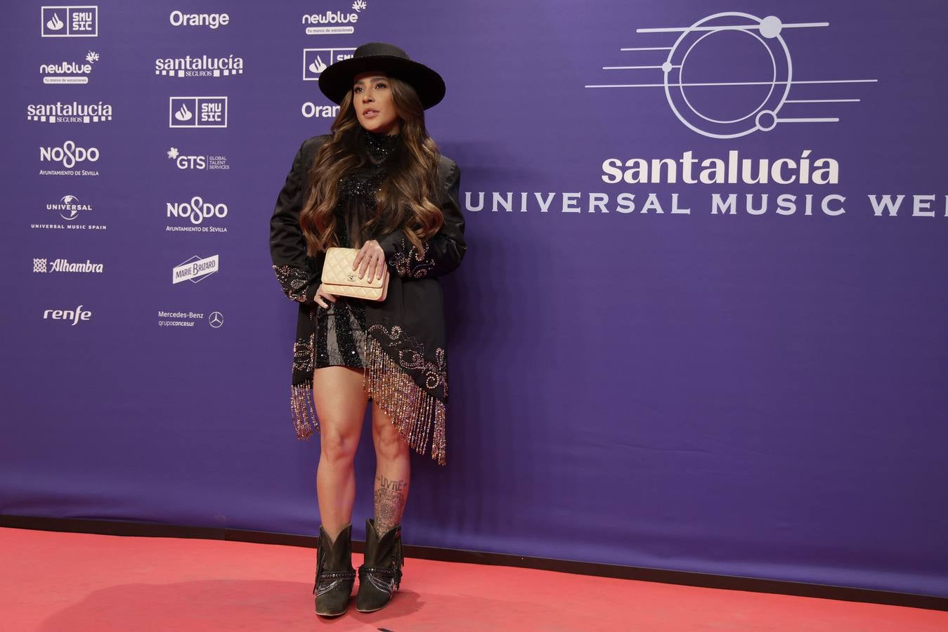 Muchos artistas acudieron a la Plaza de España para ver la gala 'El Flamenco es universal'