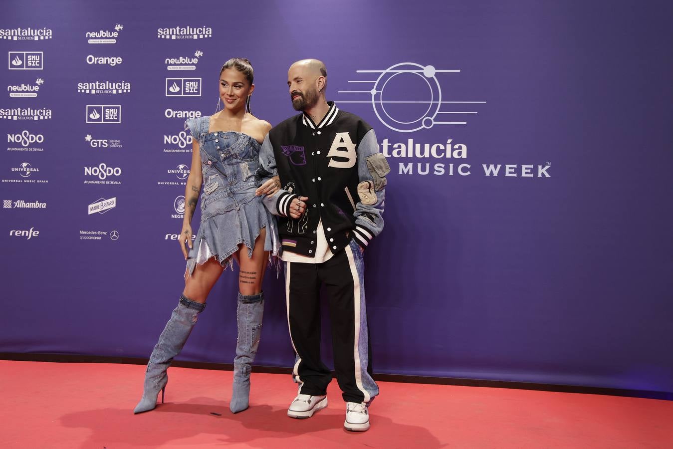 Muchos artistas acudieron a la Plaza de España para ver la gala 'El Flamenco es universal'