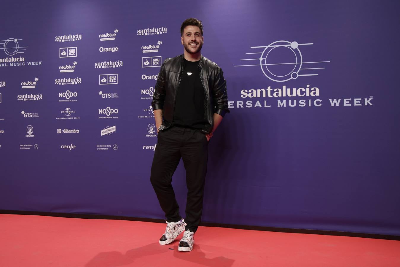 Muchos artistas acudieron a la Plaza de España para ver la gala 'El Flamenco es universal'