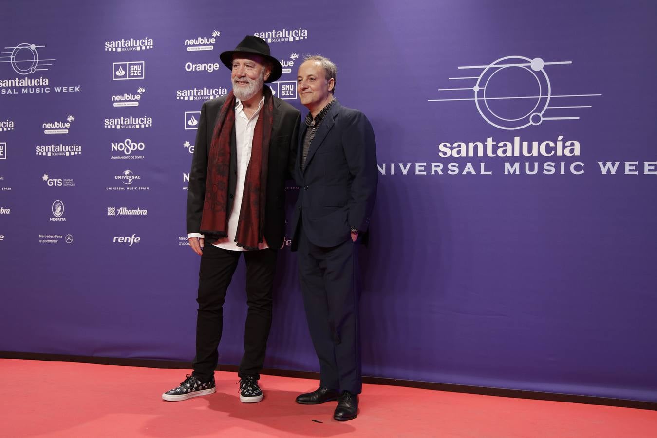 Muchos artistas acudieron a la Plaza de España para ver la gala 'El Flamenco es universal'