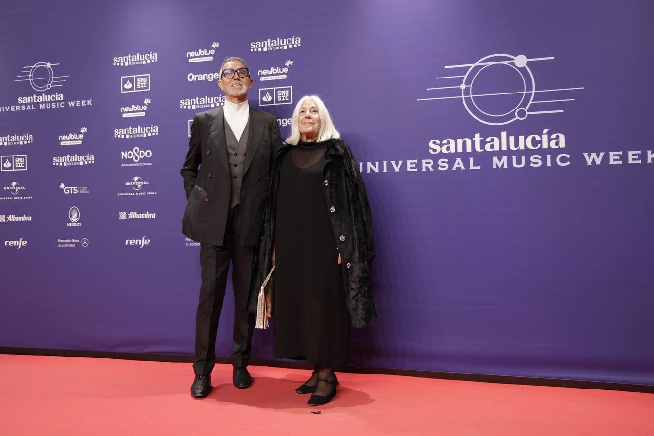 Muchos artistas acudieron a la Plaza de España para ver la gala 'El Flamenco es universal'