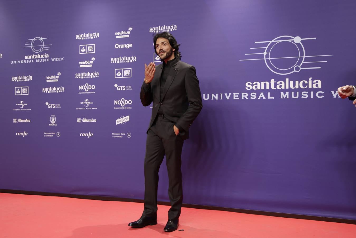 Muchos artistas acudieron a la Plaza de España para ver la gala 'El Flamenco es universal'