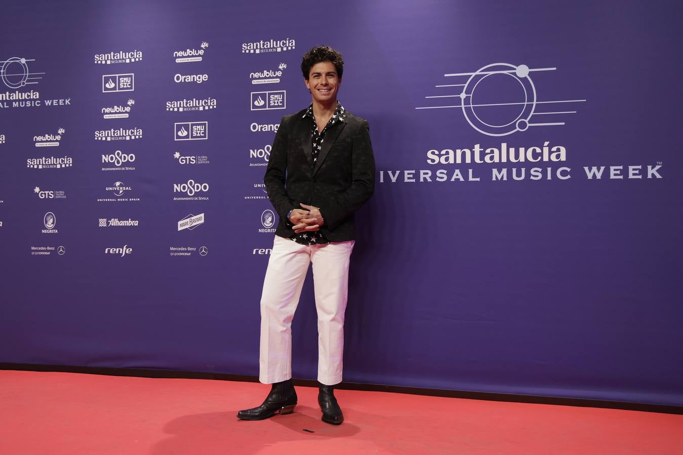 Muchos artistas acudieron a la Plaza de España para ver la gala 'El Flamenco es universal'