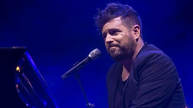 Pablo López durante su último concierto en Sevilla