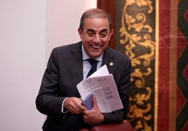 El rector de la Universidad de Sevilla arremete contra la Loyola: dice que es ilegal empezar Medicina ahora