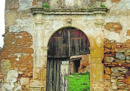 Clamor entre los vecinos de Constantina para que se rehabilite la ermita de la Yedra