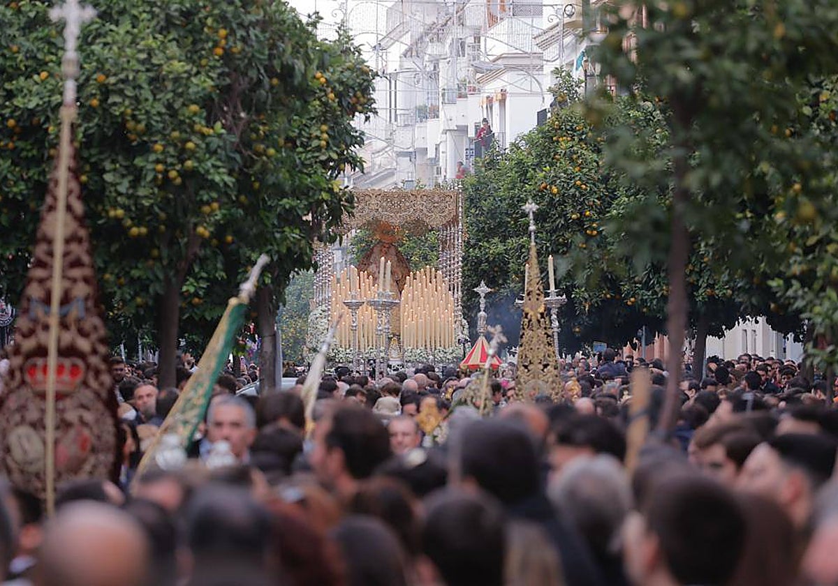 La Virgen del Patrocinio llegando a la parroquia de la O en su salida extraordinaria